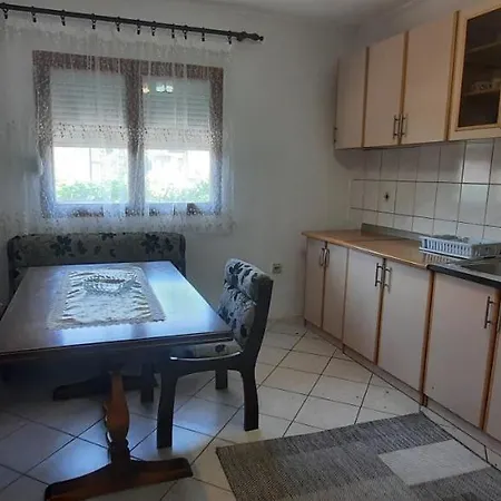 Διαμέρισμα Mila2 *